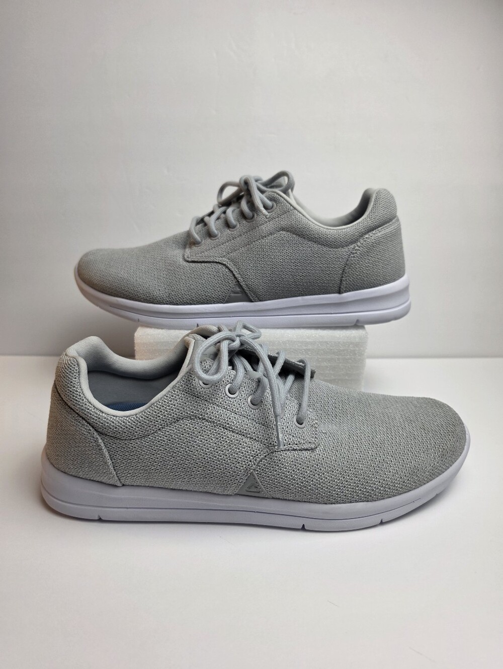 Men's Travis Mathew Cuater The Daily - Knit Micro Soft Gray Casual Sneaker 11.5
